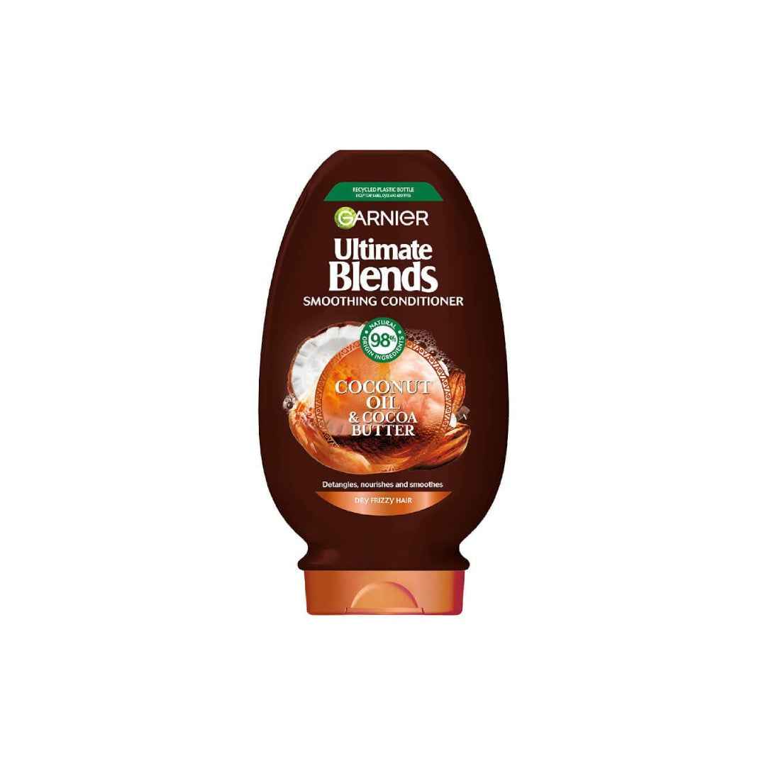 Garnier Ultimate Blends Smoothing Conditioner with Coconut Oil & Cocoa Butter – For Dry, Frizzy Hair, 400ml – Tames Frizz & Boosts Shine